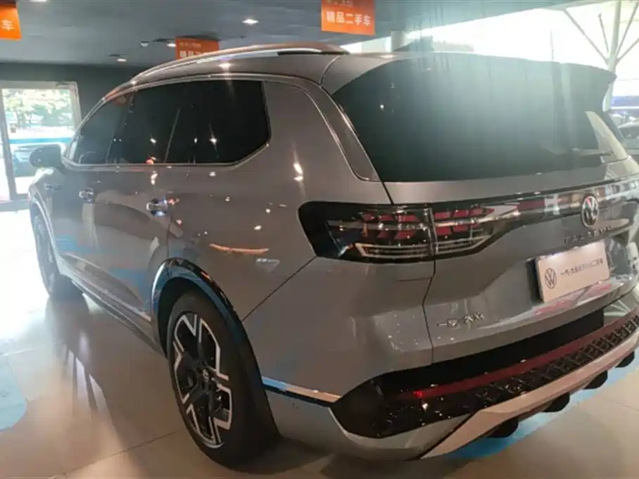 Volkswagen Landscape 2026 450TSI AWD Flagship 6-seater 2025 - thumbnail 7