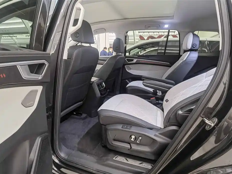 Volkswagen Landscape 2026 450TSI AWD Flagship 6-seater 2025 - thumbnail 14