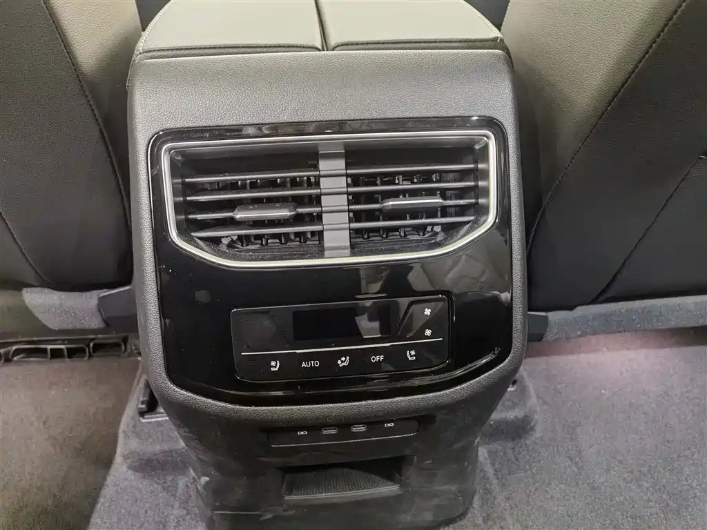 Volkswagen Landscape 2026 450TSI AWD Flagship 6-seater 2025 - thumbnail 15