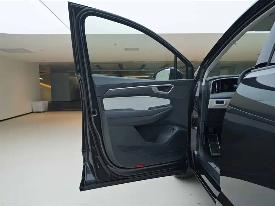 Volkswagen Landscape 2026 450TSI AWD Flagship 6-seater 2025 - thumbnail 14