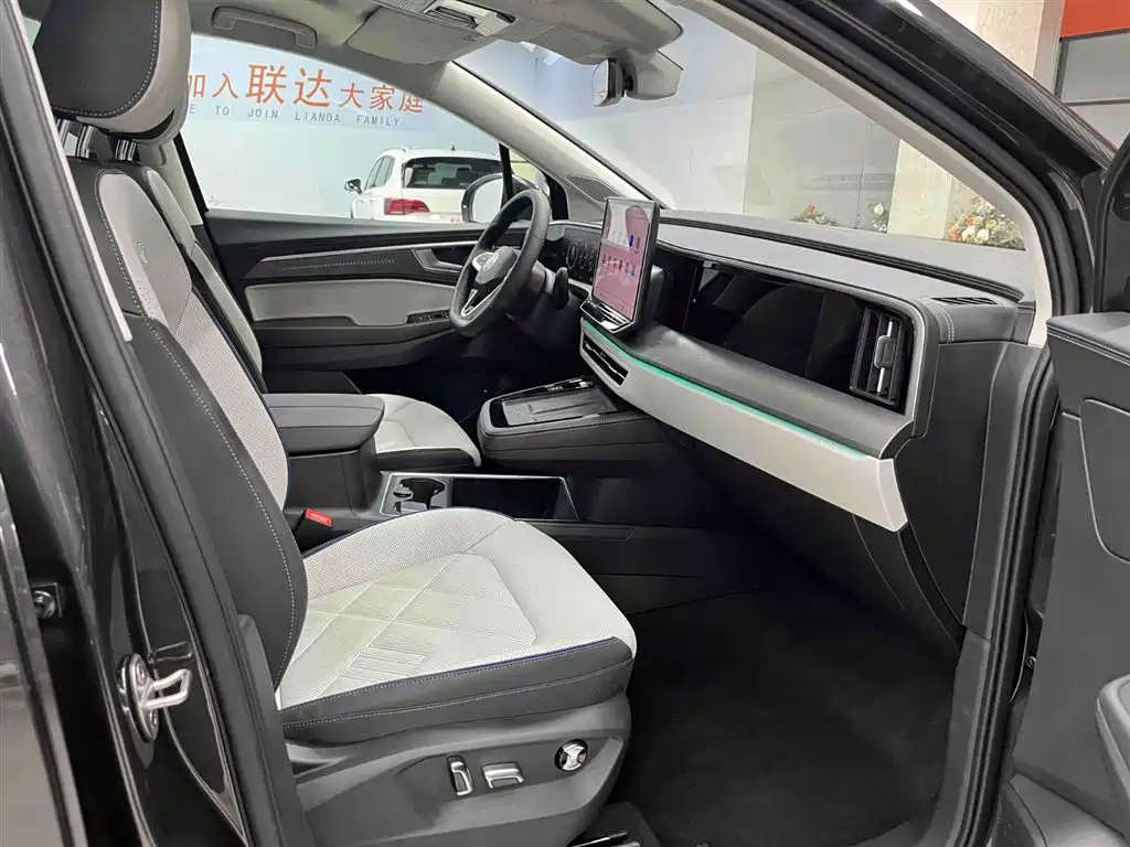 Volkswagen Landscape 2026 450TSI AWD Flagship 6-seater 2025 - thumbnail 13