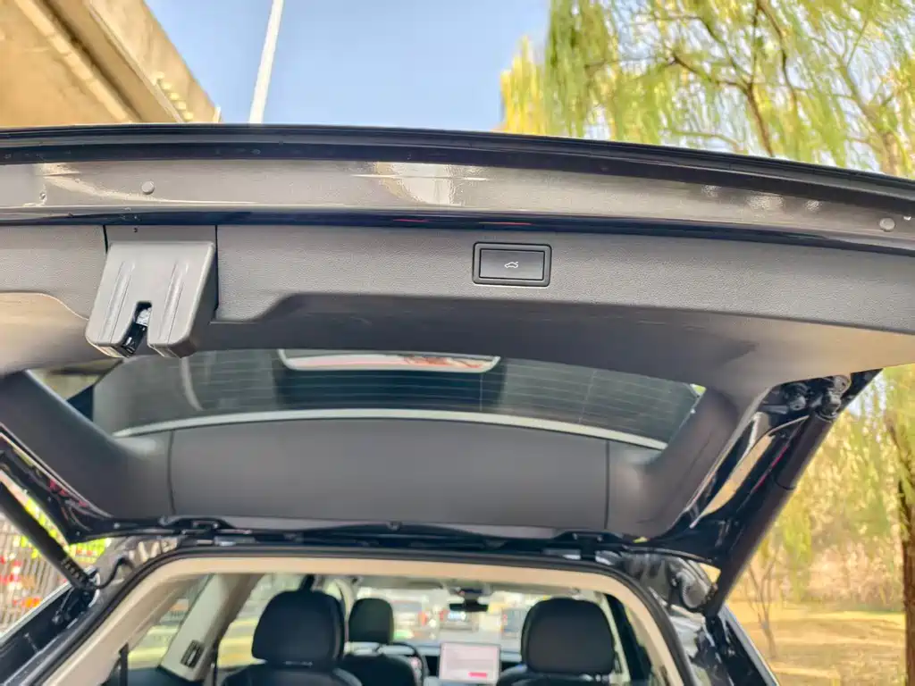 Volkswagen Landscape 2026 450TSI AWD Supreme 6-seater 2026 - thumbnail 9