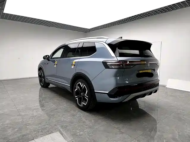 Volkswagen Landscape 2026 450TSI AWD Flagship 6-seater 2025 - thumbnail 5