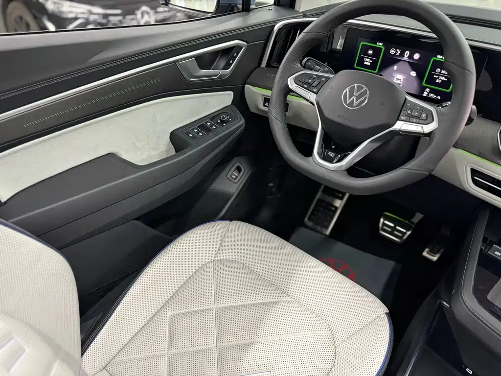 Volkswagen Landscape 2026 450TSI AWD Flagship 6-seater 2025 - thumbnail 24