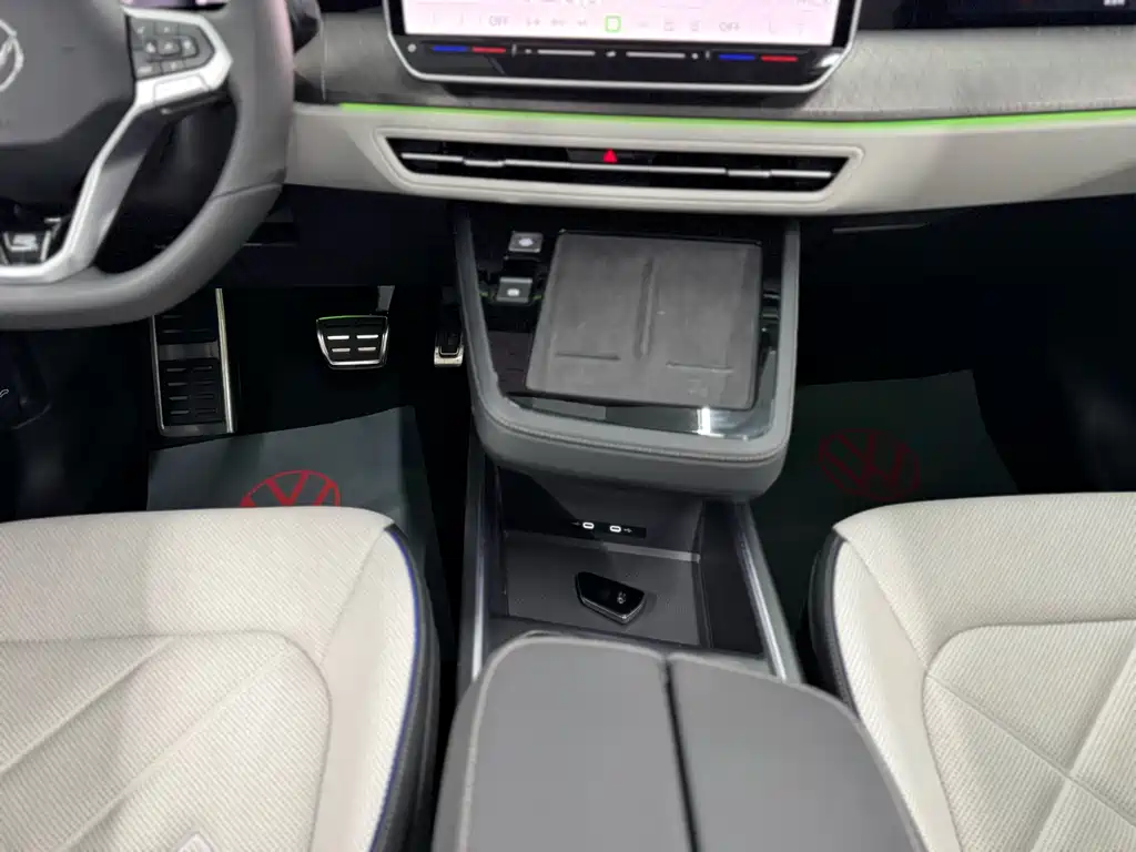 Volkswagen Landscape 2026 450TSI AWD Flagship 6-seater 2025 - thumbnail 25