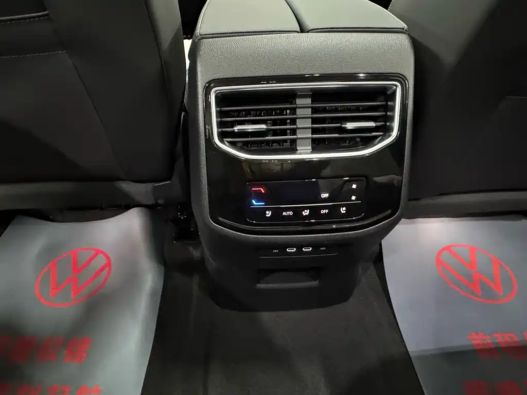 Volkswagen Landscape 2026 450TSI AWD Flagship 6-seater 2025 - thumbnail 27