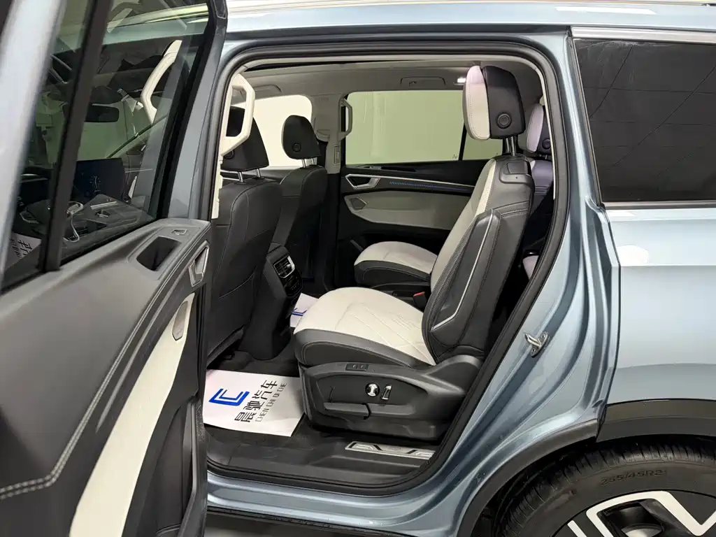 Volkswagen Landscape 2026 450TSI AWD Flagship 6-seater 2025 - thumbnail 12