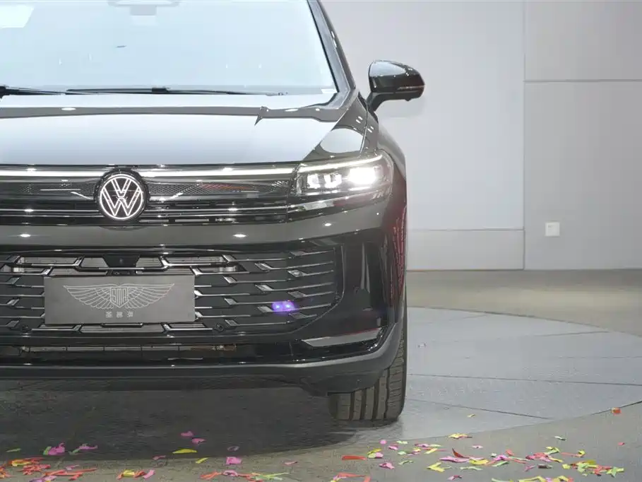 Volkswagen Landscape 2026 450TSI AWD Supreme 6-seater 2025 - thumbnail 5