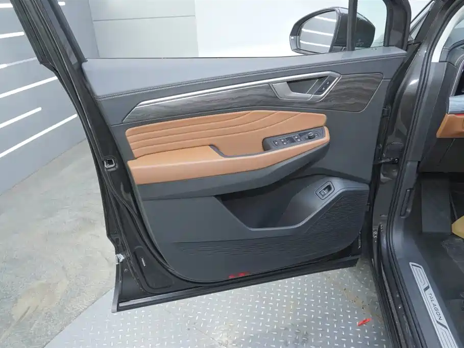 Volkswagen Landscape 2026 450TSI AWD Supreme 6-seater 2025 - thumbnail 11