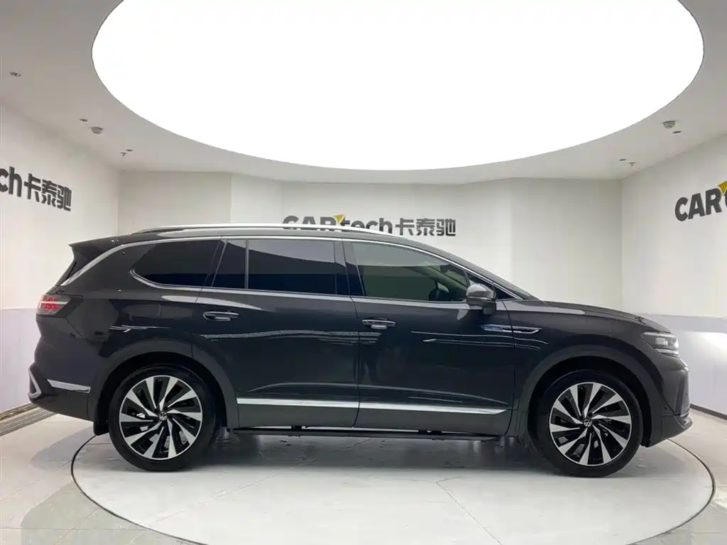 Volkswagen Landscape 2026 450TSI AWD Supreme 6-seater 2025 - thumbnail 4