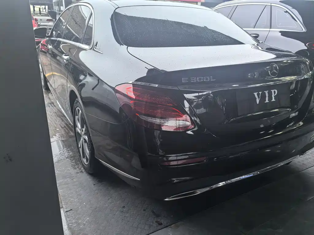 Mercedes-Benz Mercedes-Benz E-Class 2020 E 300 L Sport Fashion Edition 2019 - thumbnail 6