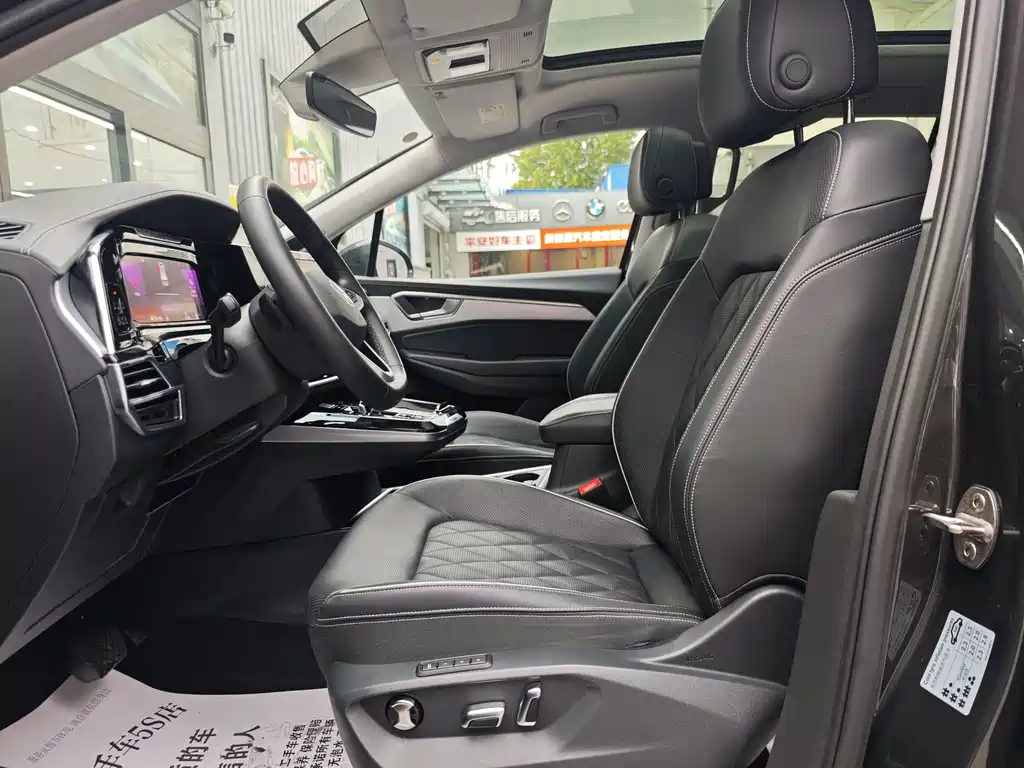 Volkswagen Landscape 2023 Facelift 380TSI AWD Flagship Victory Edition 7-seater 2023 - thumbnail 14