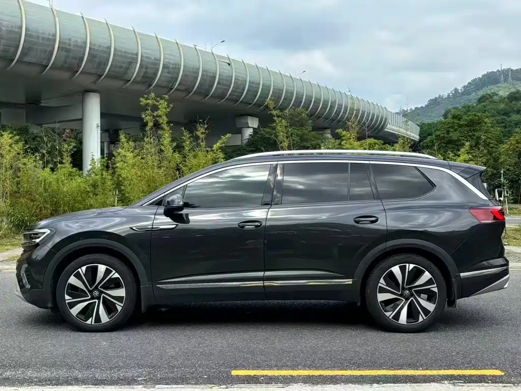 Volkswagen Landscape 2023 Facelift 380TSI AWD Luxury Jiajing Pro 6-Seat 2023 - thumbnail 4