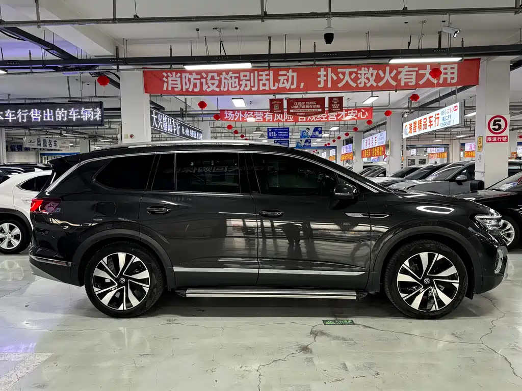 Volkswagen Landscape 2023 Facelift 380TSI AWD Luxury Jiajing Pro 6-Seat 2023 - thumbnail 4