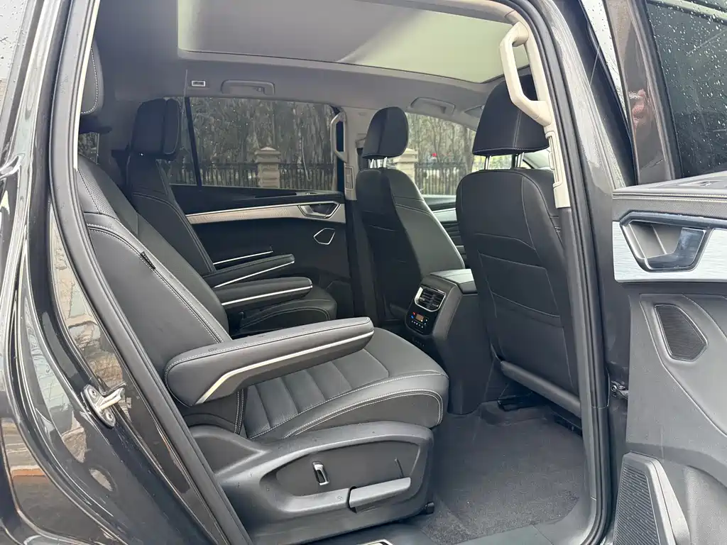 Volkswagen Landscape 2023 Facelift 380TSI AWD Luxury Jiajing Pro 6-Seat 2024 - thumbnail 12
