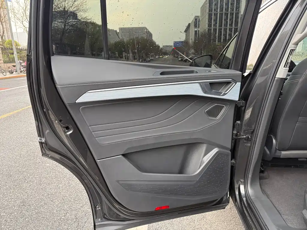 Volkswagen Landscape 2023 Facelift 380TSI AWD Luxury Jiajing Pro 6-Seat 2024 - thumbnail 20