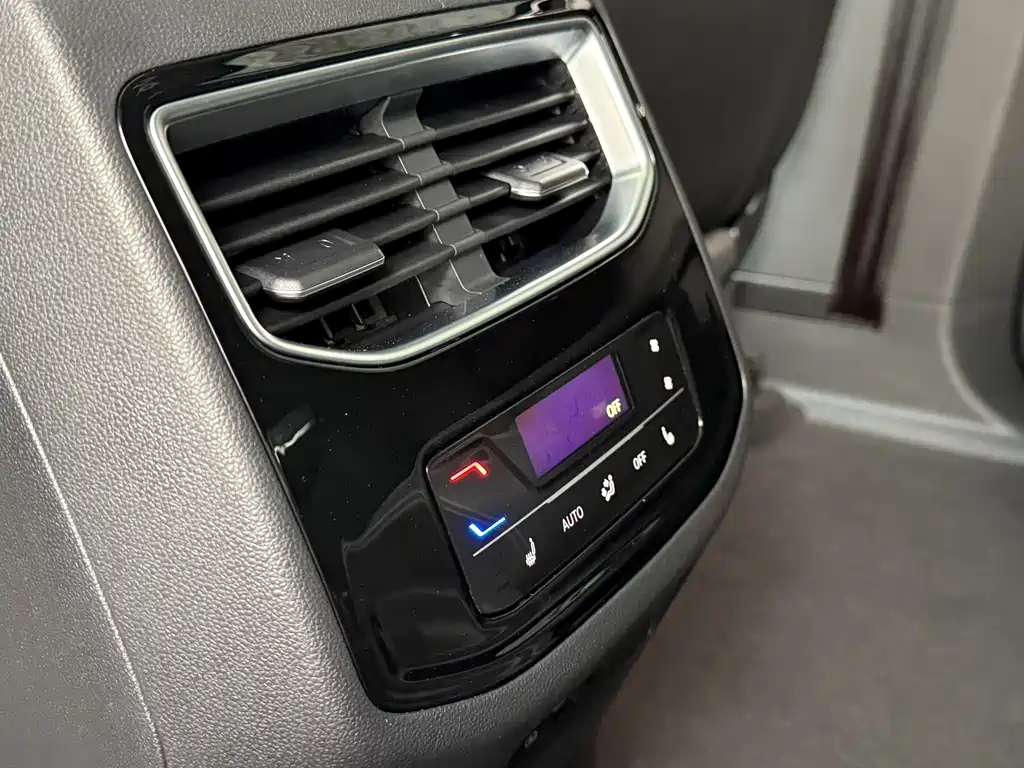 Volkswagen Landscape 2023 Facelift 380TSI AWD Luxury Jiajing Pro 6-Seat 2024 - thumbnail 21