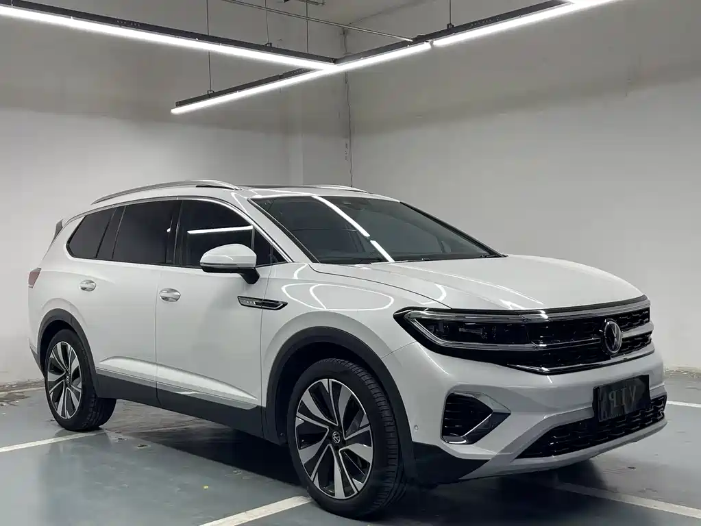 Volkswagen Landscape 2023 Facelift 380TSI AWD Flagship Victory Edition 6-seater 2023 - thumbnail 3
