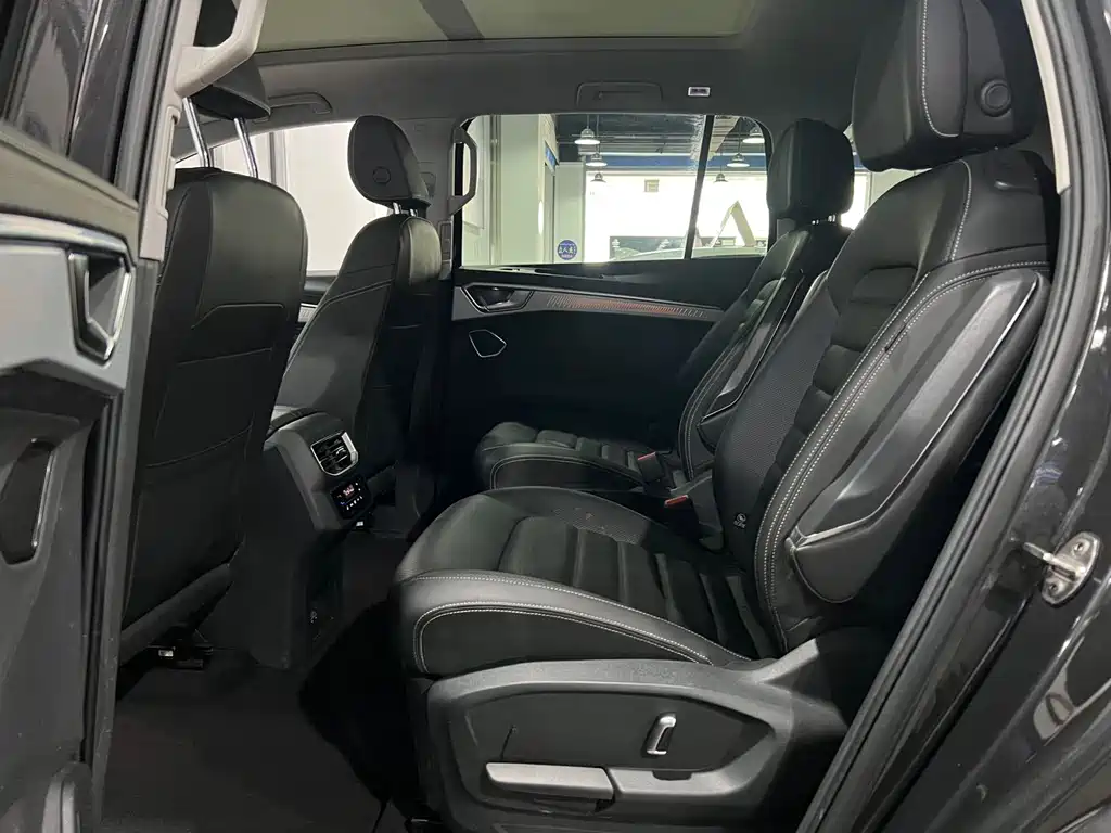 Volkswagen Landscape 2023 Facelift 380TSI AWD Luxury Jiajing Pro 6-Seat 2023 - thumbnail 9