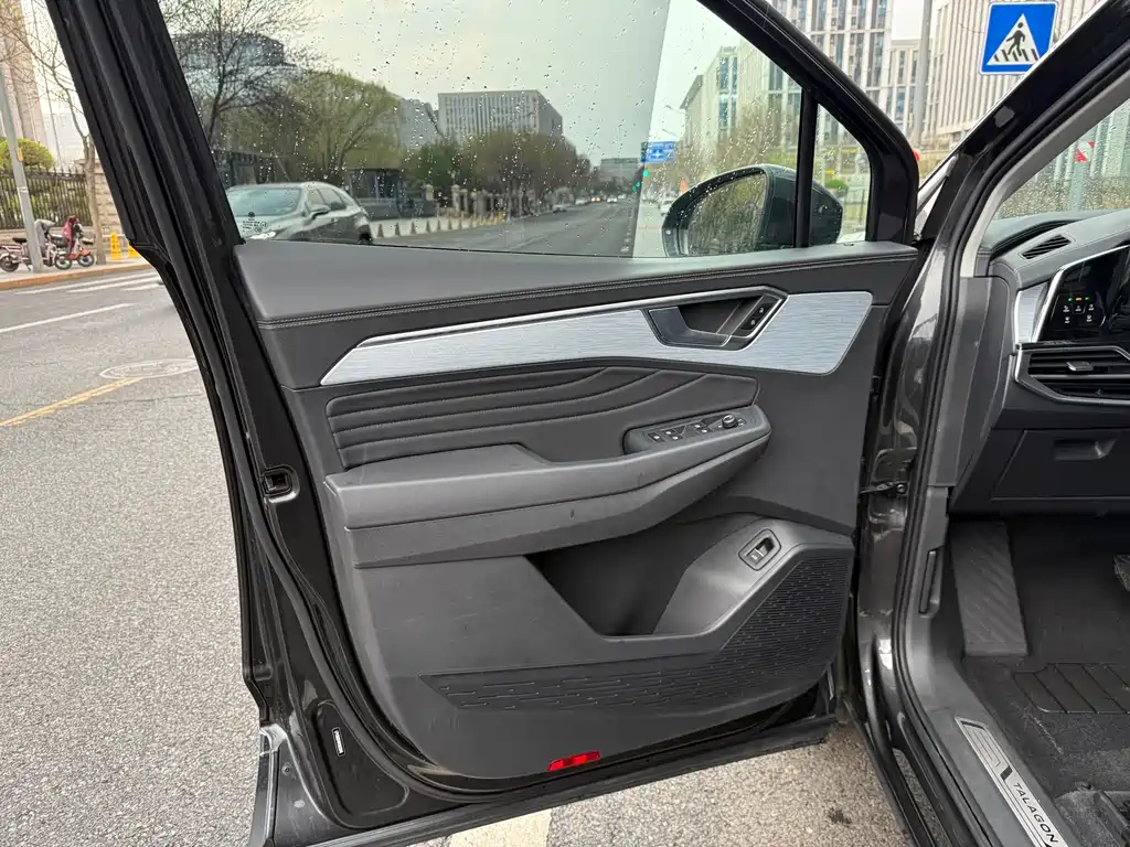 Volkswagen Landscape 2023 Facelift 380TSI AWD Luxury Jiajing Pro 6-Seat 2024 - thumbnail 26