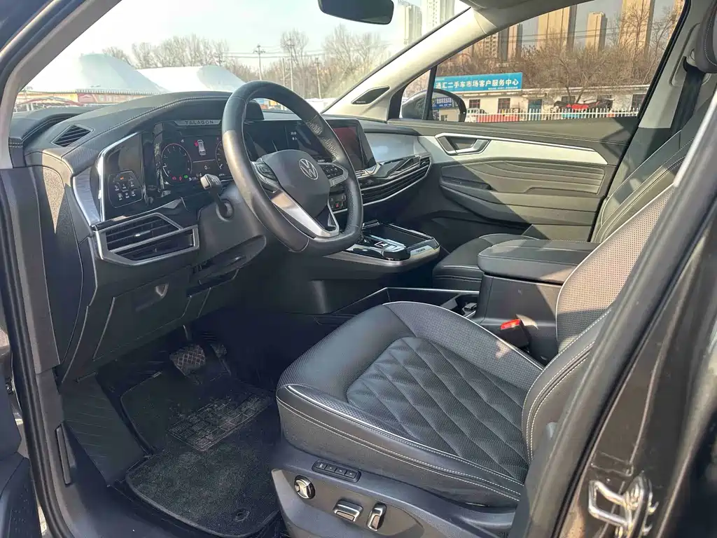 Volkswagen Landscape 2023 Facelift 530TSI AWD Flagship Victory Pro 6-Seat 2024 - thumbnail 4