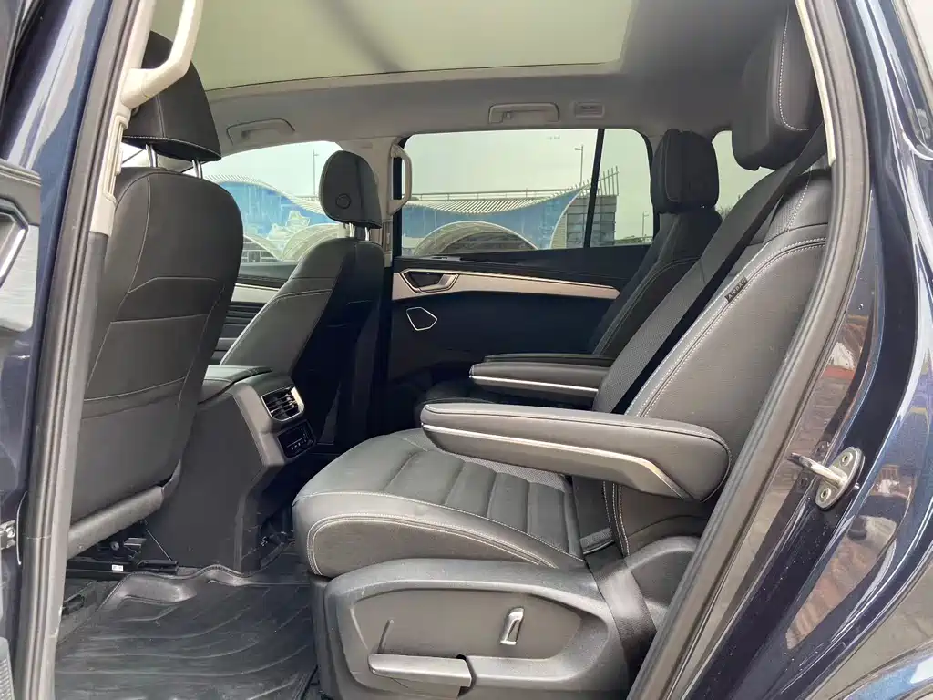 Volkswagen Landscape 2023 Facelift 380TSI AWD Luxury Jiajing Pro 6-Seat 2023 - thumbnail 9