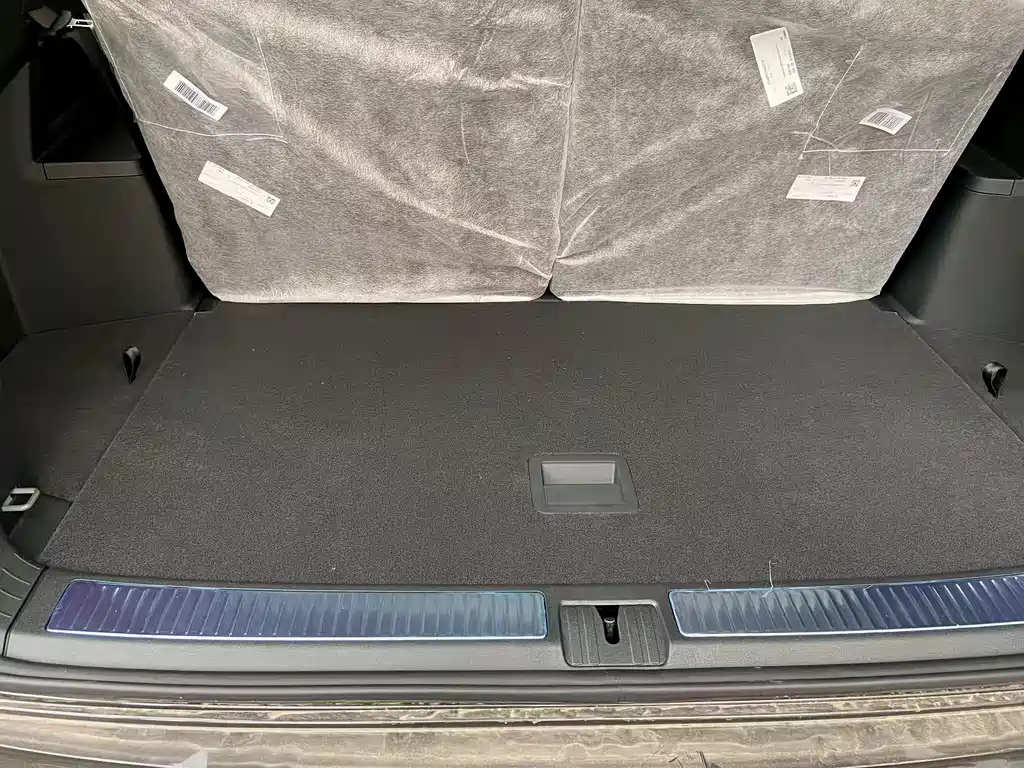 Volkswagen Landscape 2023 Facelift 380TSI AWD Luxury Jiajing Pro 6-Seat 2023 - thumbnail 12