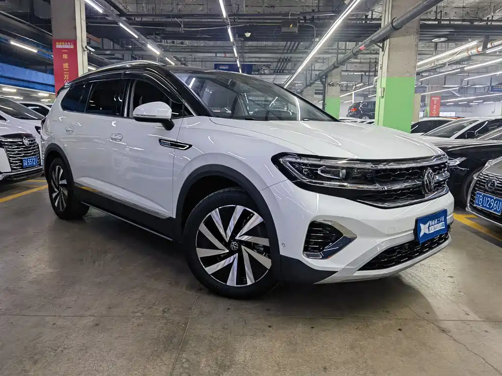 Volkswagen Landscape 2022 380TSI AWD Luxury Jiajing Pro 6-seater 2023 - thumbnail 3