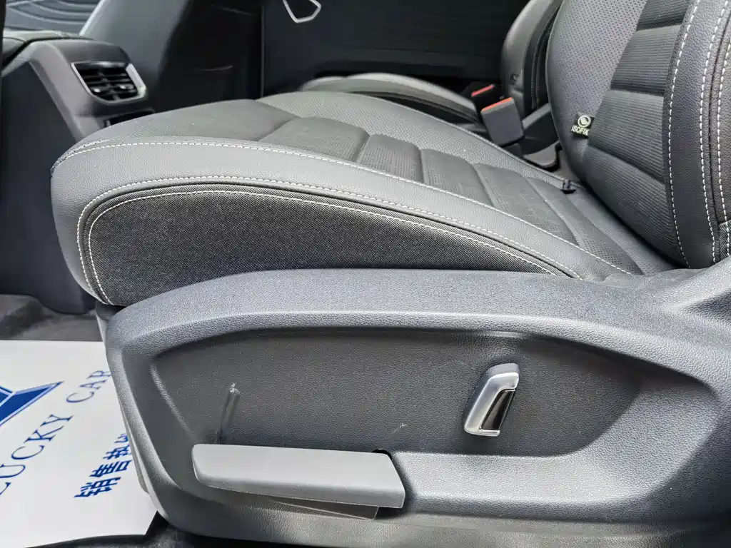 Volkswagen Landscape 2022 380TSI AWD Luxury Jiajing Pro 6-seater 2023 - thumbnail 15