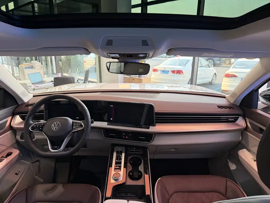 Volkswagen Lantu 2025 380TSI AWD R-Line Touring Zhongxiang Edition 2025 - thumbnail 6