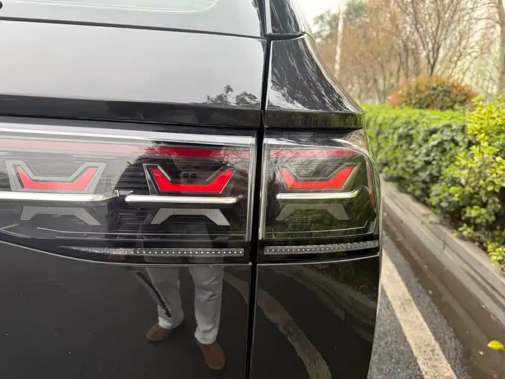 Volkswagen Lantu 2023 330TSI Luxury Xunyi Edition 2023 - thumbnail 14