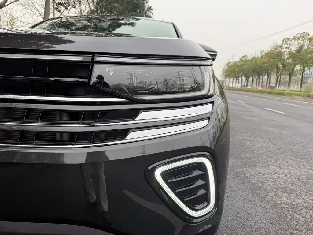Volkswagen Lantu 2023 330TSI Luxury Xunyi Edition 2023 - thumbnail 15