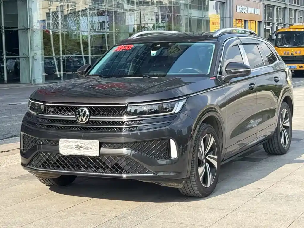 Volkswagen Lantu 2023 380TSI AWD R-Line Touring Edition 2023 - thumbnail 2