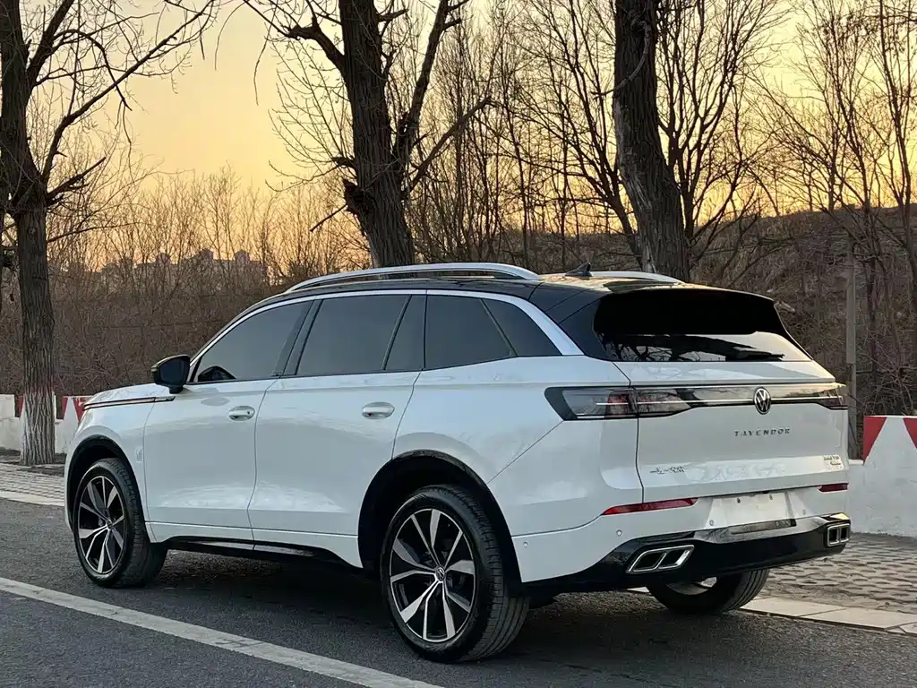 Volkswagen Lantu 2023 380TSI AWD R-Line Edition 2023 - thumbnail 5
