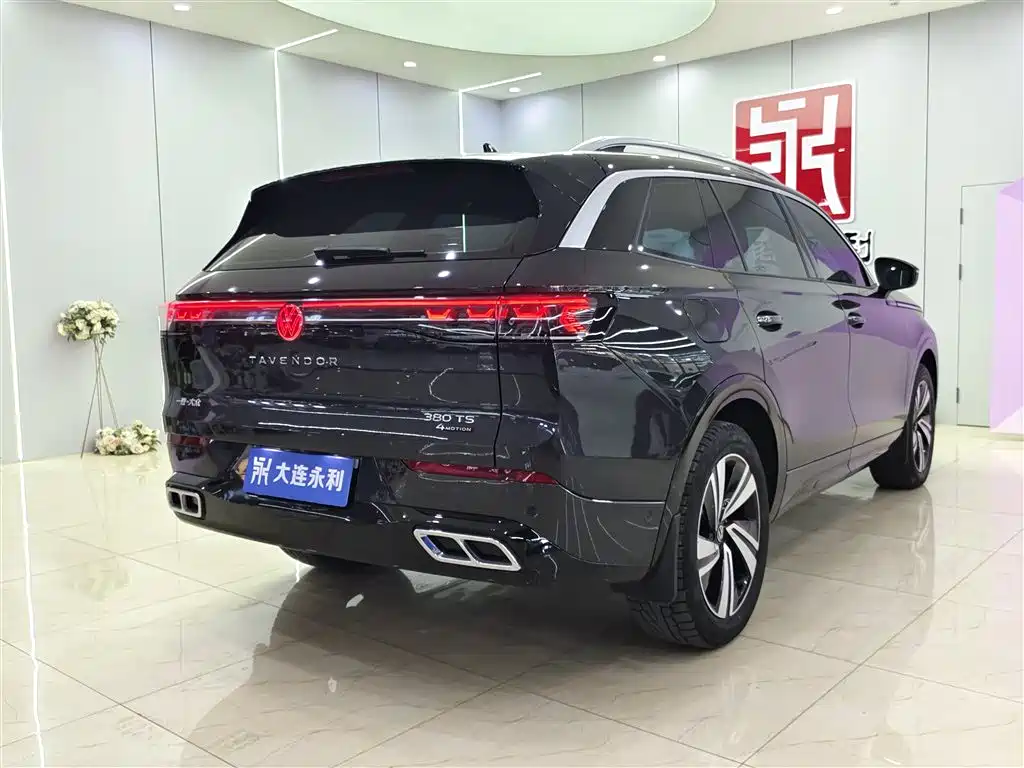 Volkswagen Lantu 2023 380TSI AWD R-Line Touring Edition 2023 - thumbnail 6