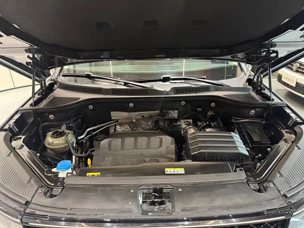 Volkswagen Lantu 2023 380TSI AWD R-Line Touring Edition 2023 - thumbnail 13