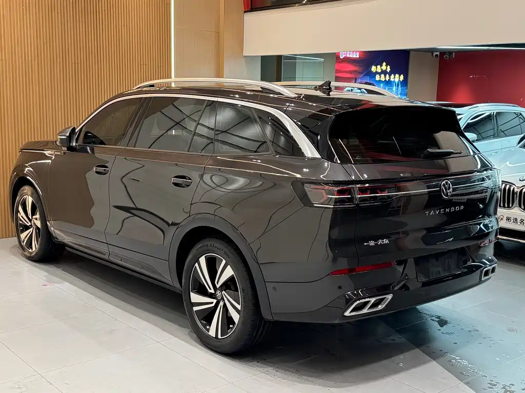 Volkswagen Lantu 2023 380TSI AWD R-Line Touring Edition 2023 - thumbnail 18