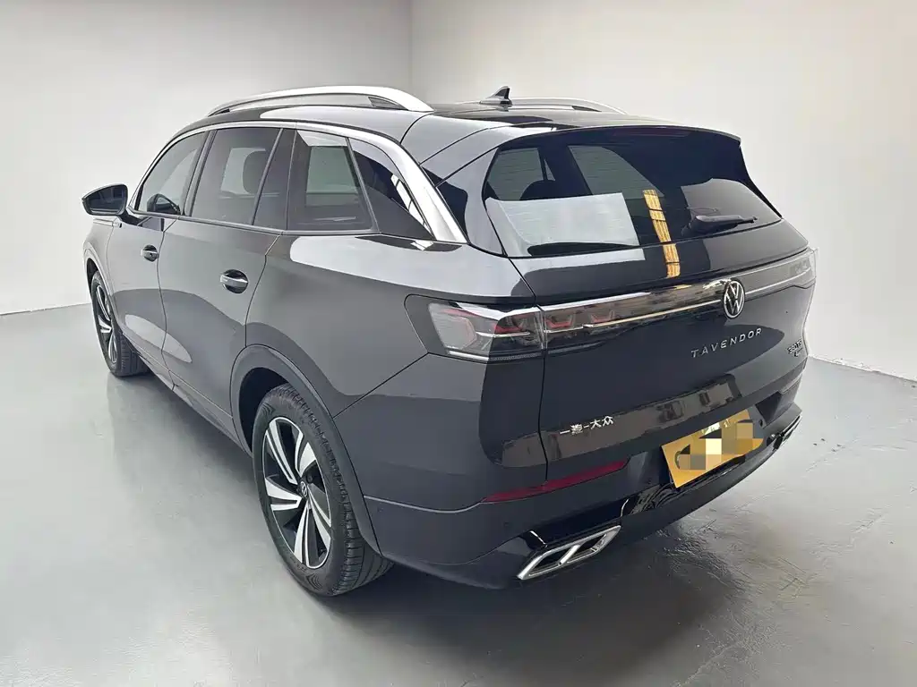 Volkswagen Lantu 2023 380TSI AWD R-Line Touring Edition 2023 - thumbnail 7