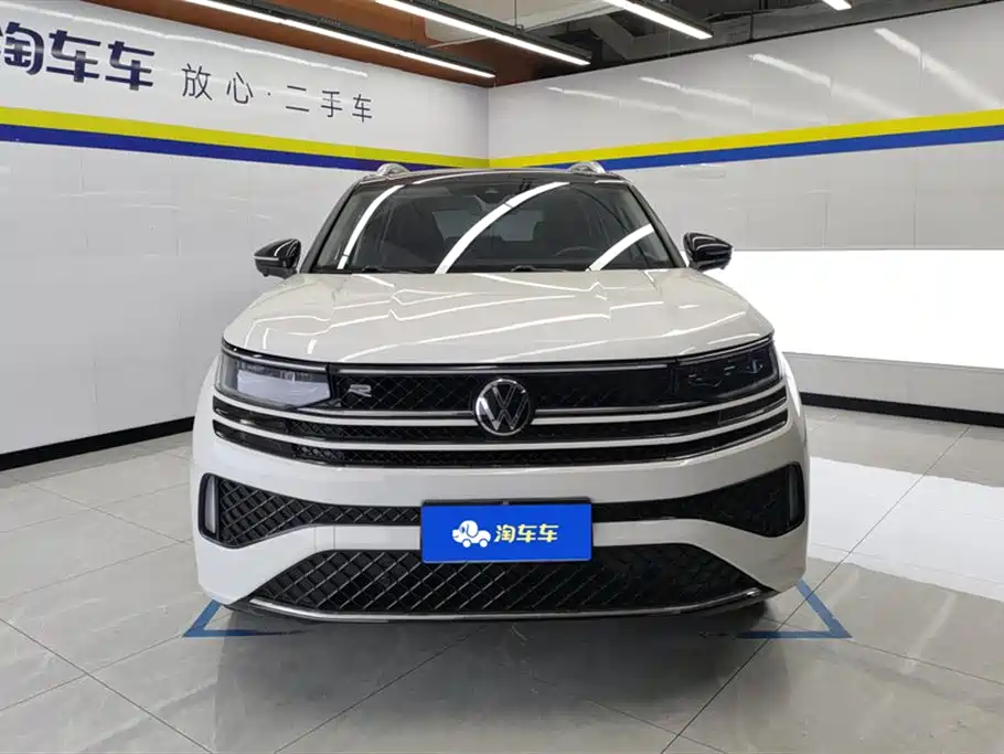 Volkswagen Lantu 2023 380TSI AWD R-Line Touring Edition 2023 - thumbnail 2