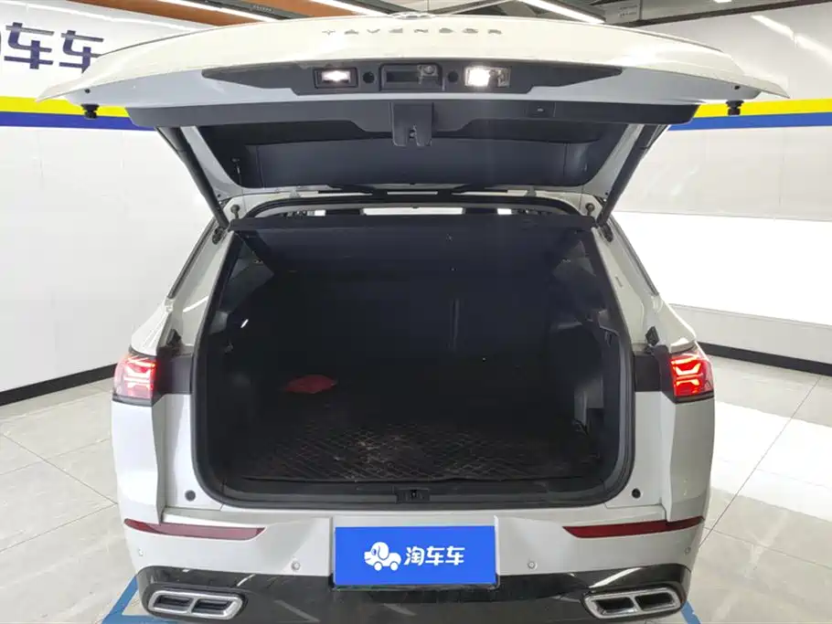 Volkswagen Lantu 2023 380TSI AWD R-Line Touring Edition 2023 - thumbnail 4