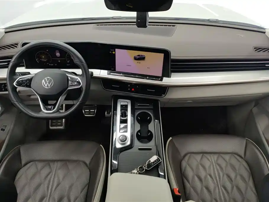 Volkswagen Lantu 2023 380TSI AWD R-Line Touring Edition 2023 - thumbnail 12