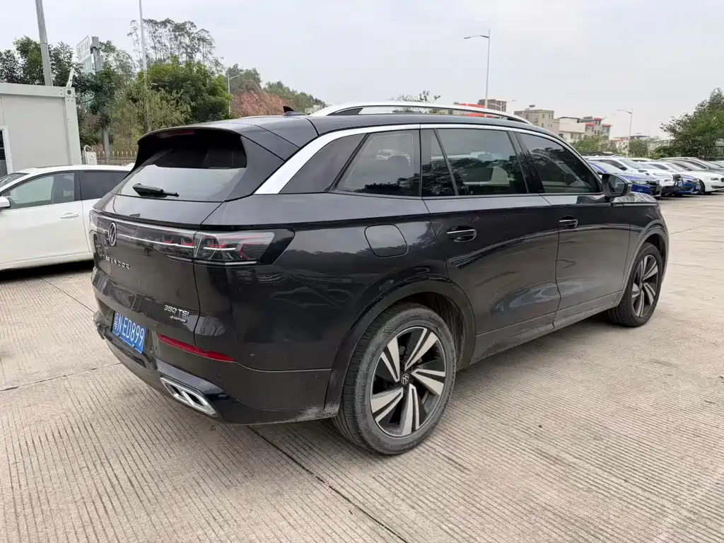 Volkswagen Lantu 2023 380TSI AWD R-Line Touring Edition 2023 - thumbnail 10