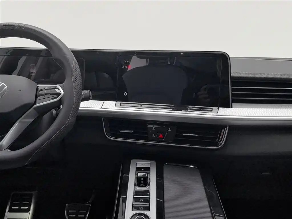 Volkswagen Lantu 2023 380TSI AWD R-Line Touring Edition 2023 - thumbnail 12