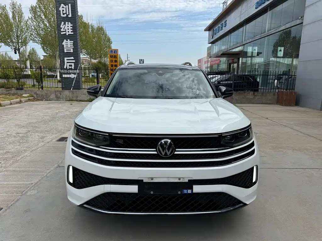 Volkswagen Lantu 2023 380TSI AWD R-Line Touring Edition 2023 - thumbnail 2