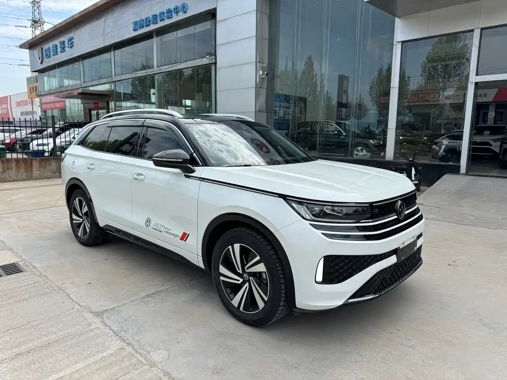 Volkswagen Lantu 2023 380TSI AWD R-Line Touring Edition 2023 - thumbnail 3