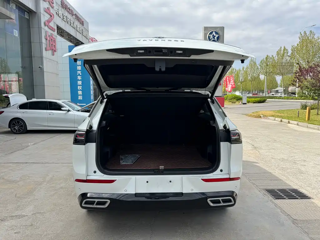 Volkswagen Lantu 2023 380TSI AWD R-Line Touring Edition 2023 - thumbnail 11