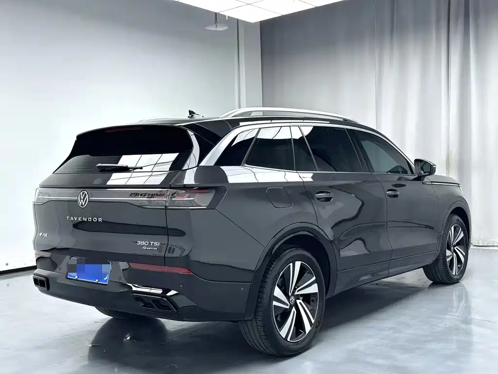 Volkswagen Lantu 2023 380TSI AWD R-Line Touring Edition 2024 - thumbnail 2