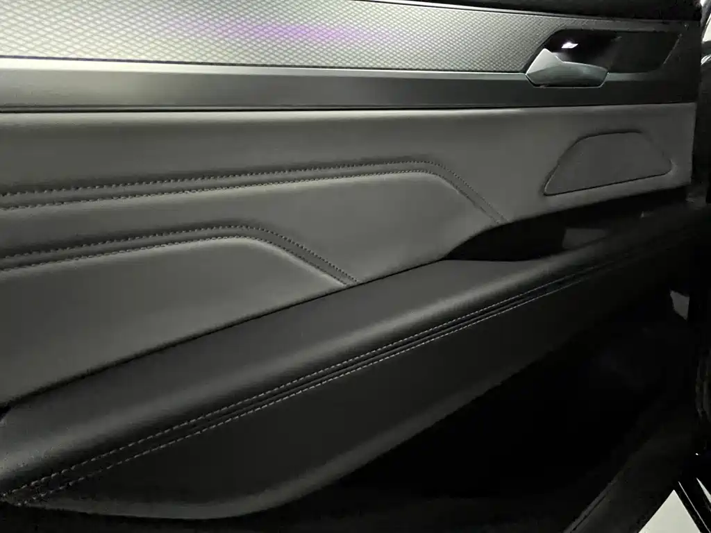 Volkswagen Lantu 2023 380TSI AWD R-Line Touring Edition 2024 - thumbnail 18