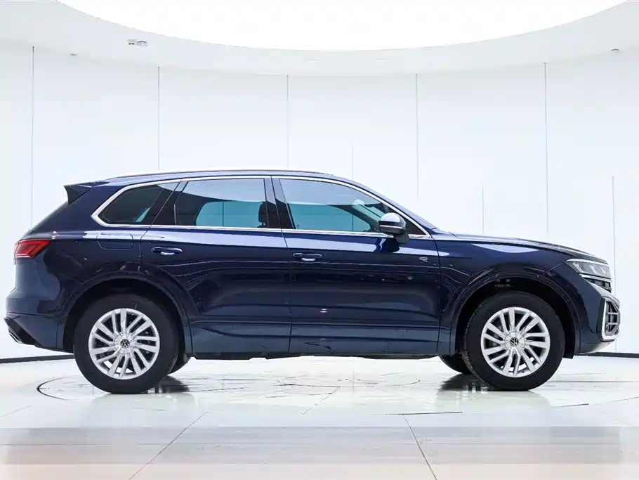 Volkswagen Touareg 2025 2.0TSI Shadow Edition 2025 - thumbnail 20