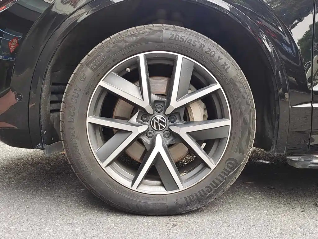 Volkswagen Touareg 2023 3.0TSI R-Line Sport Package 2023 - thumbnail 11